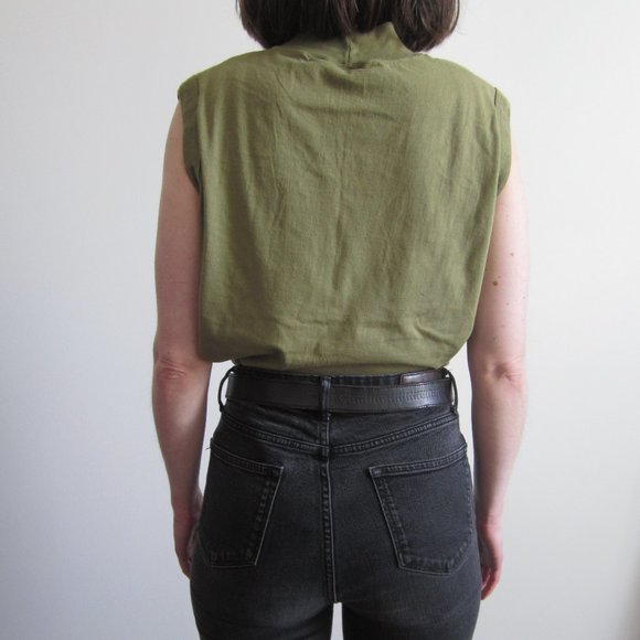 90s Olive green mock neck loose fit muscle tee - Picture 3 of 6